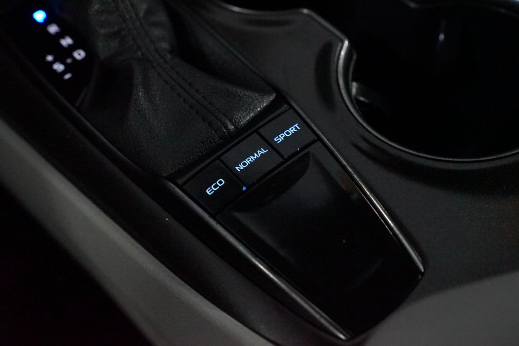Thumbnail: 2024 Toyota Camry - 22