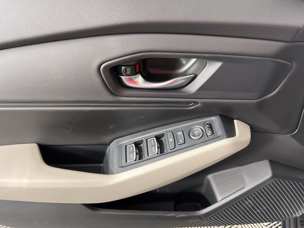 Thumbnail: 2025 Honda Accord - 25