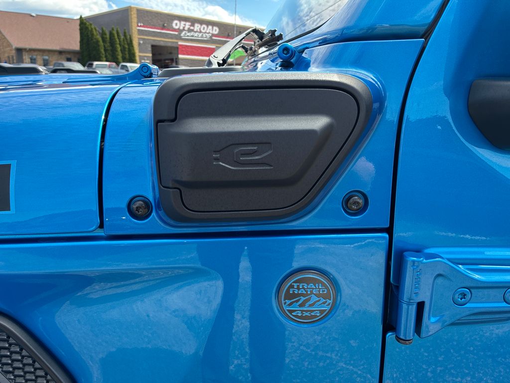 2023 Jeep Wrangler Rubicon 4xe - 8