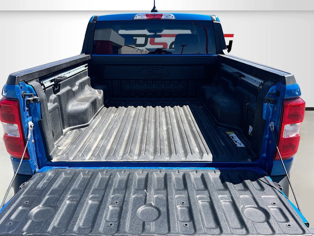Used 2025 Blue Ford XLT image 24