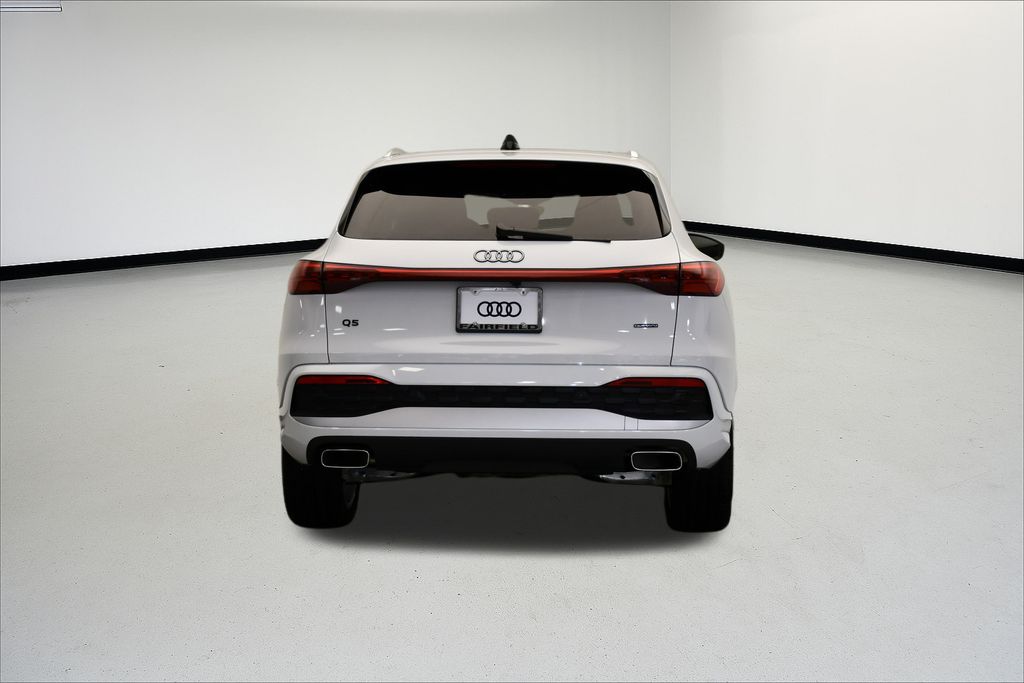 Thumbnail: 2025 Audi Q5 - 4