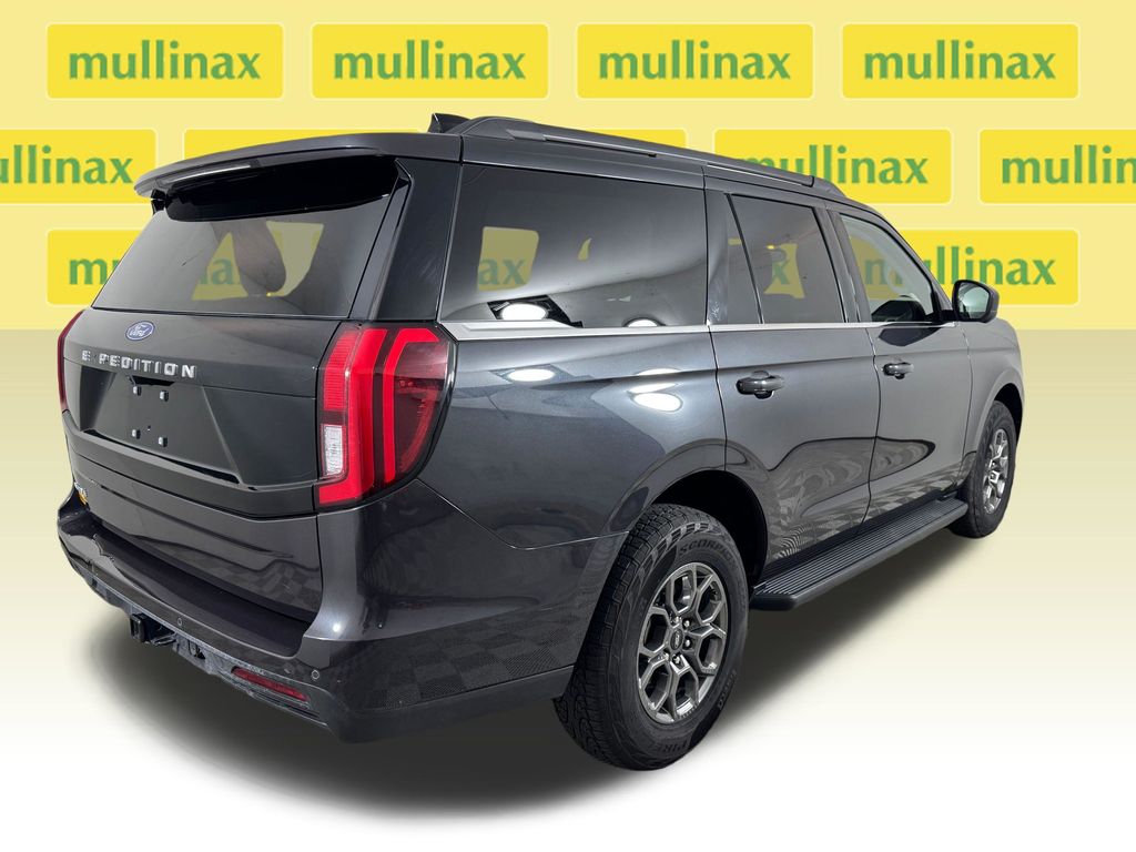 Certified Used 2025 Gray Ford Active image 4