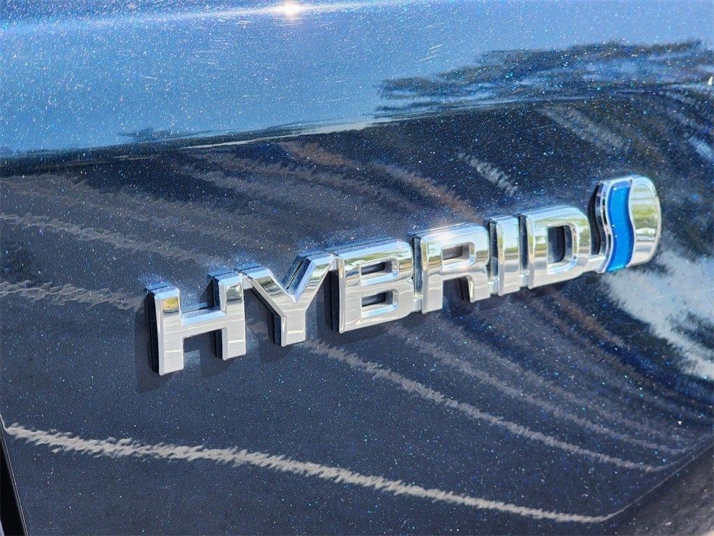 Used 2017 Blue Toyota SE image 8