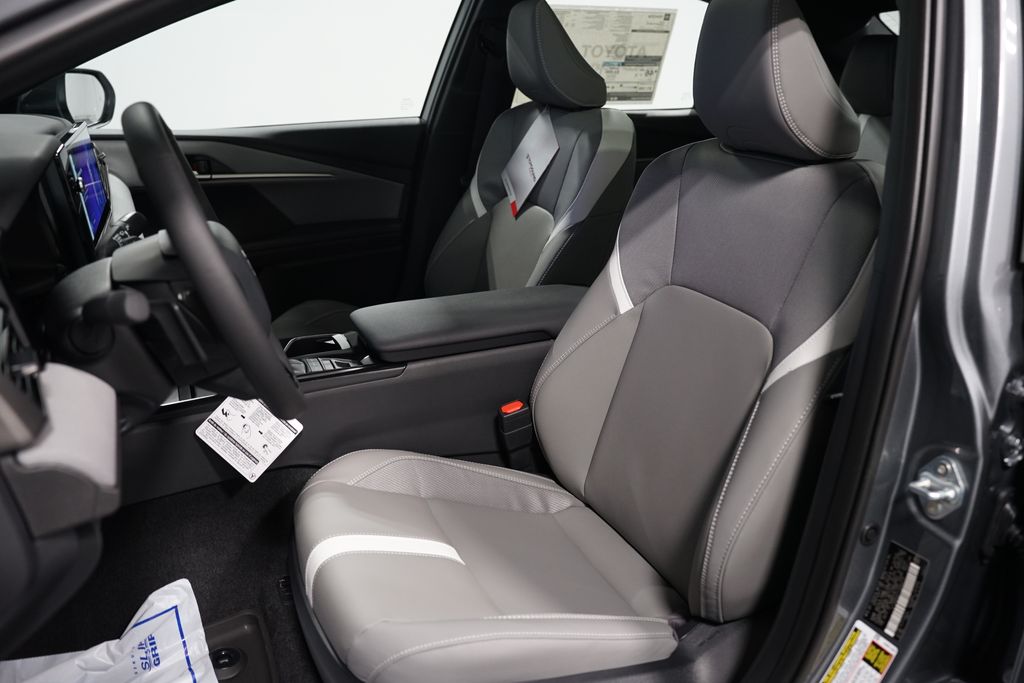 Thumbnail: 2026 Toyota Camry - 28