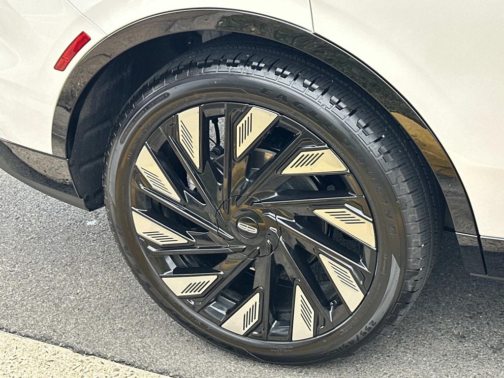 Thumbnail: 2025 Lincoln Nautilus - 17