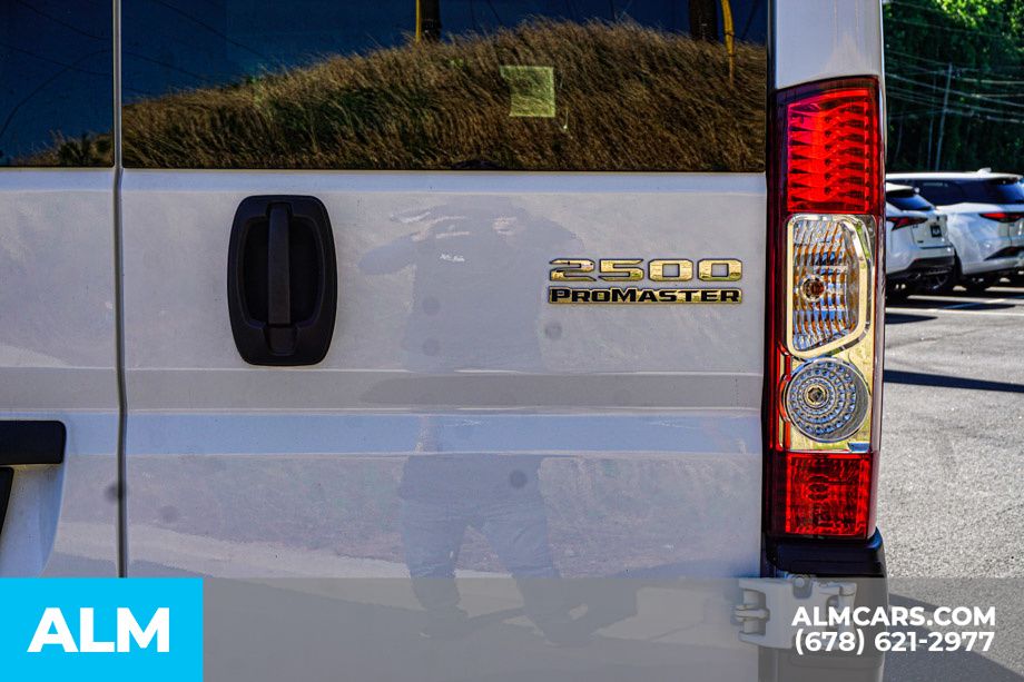 Used 2023 White Ram High Roof image 13