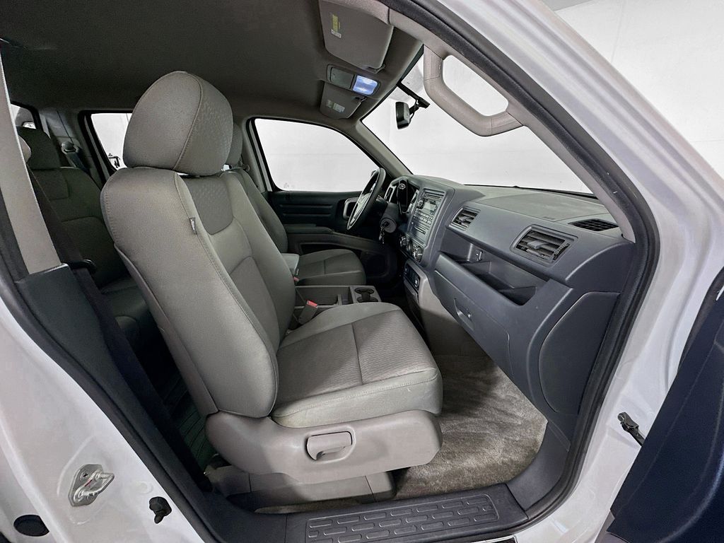 Thumbnail: 2013 Honda Ridgeline - 24