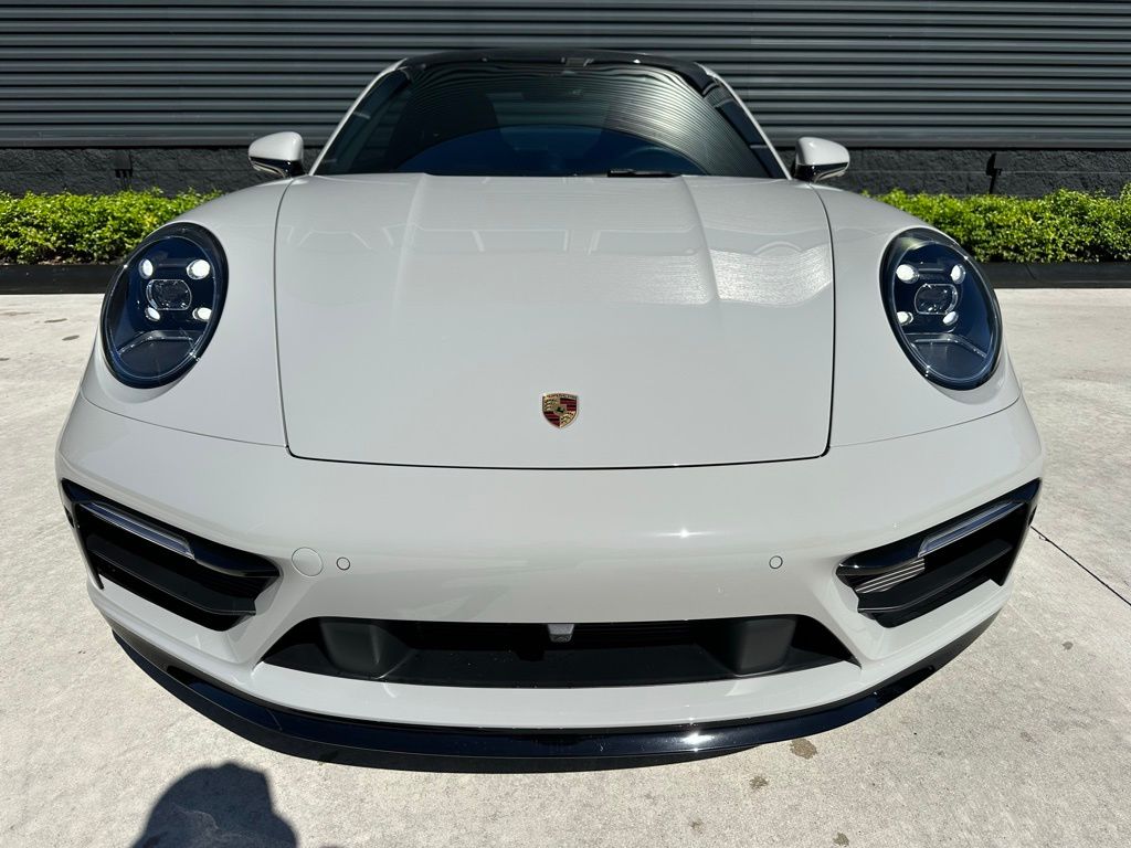 Thumbnail: 2024 Porsche 911 - 16