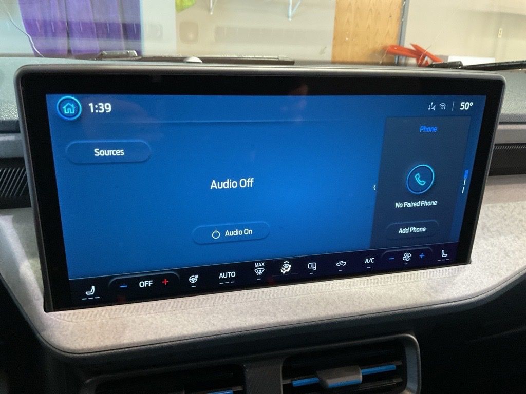 New 2026 White Ford XLT image 14