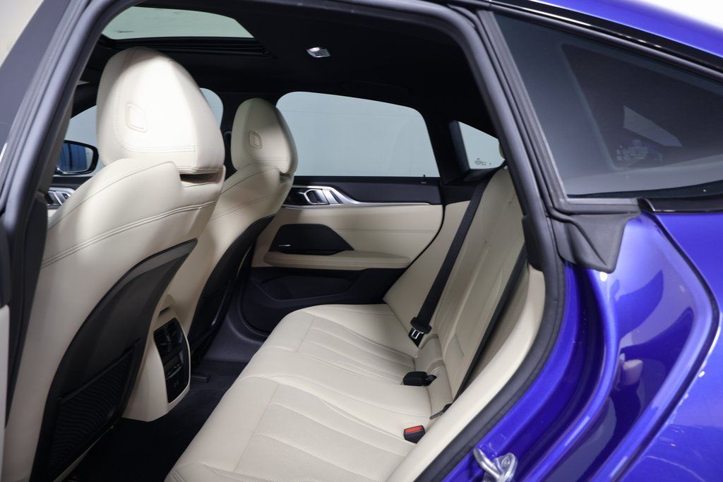 Thumbnail: 2023 BMW i4 - 11