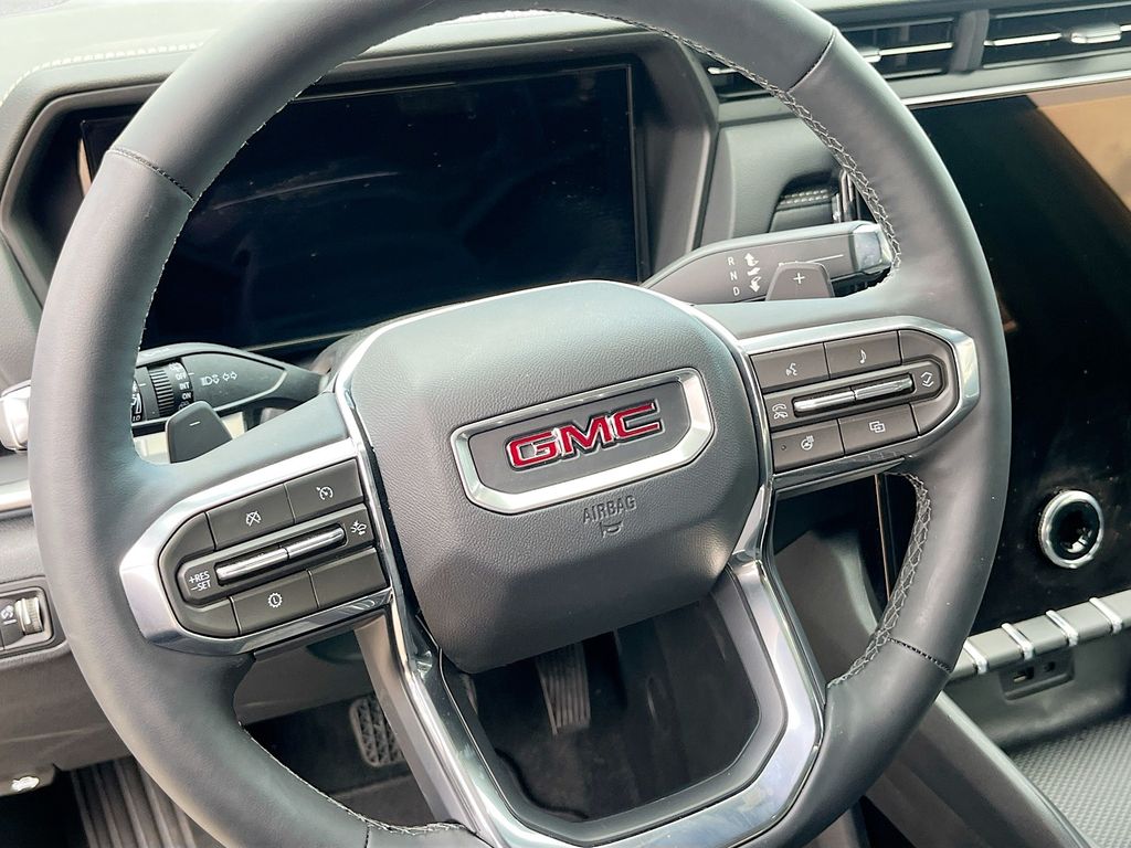 Used 2026 Silver GMC Elevation image 11