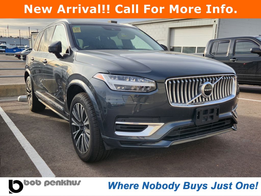 2021 Volvo XC90 T8 Recharge Inscription Expression 6-Passenger eAWD