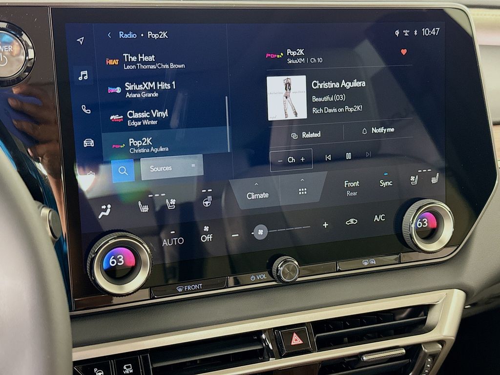 2025 Lexus RX  11