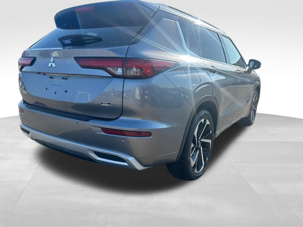 2022 Mitsubishi Outlander SEL 5