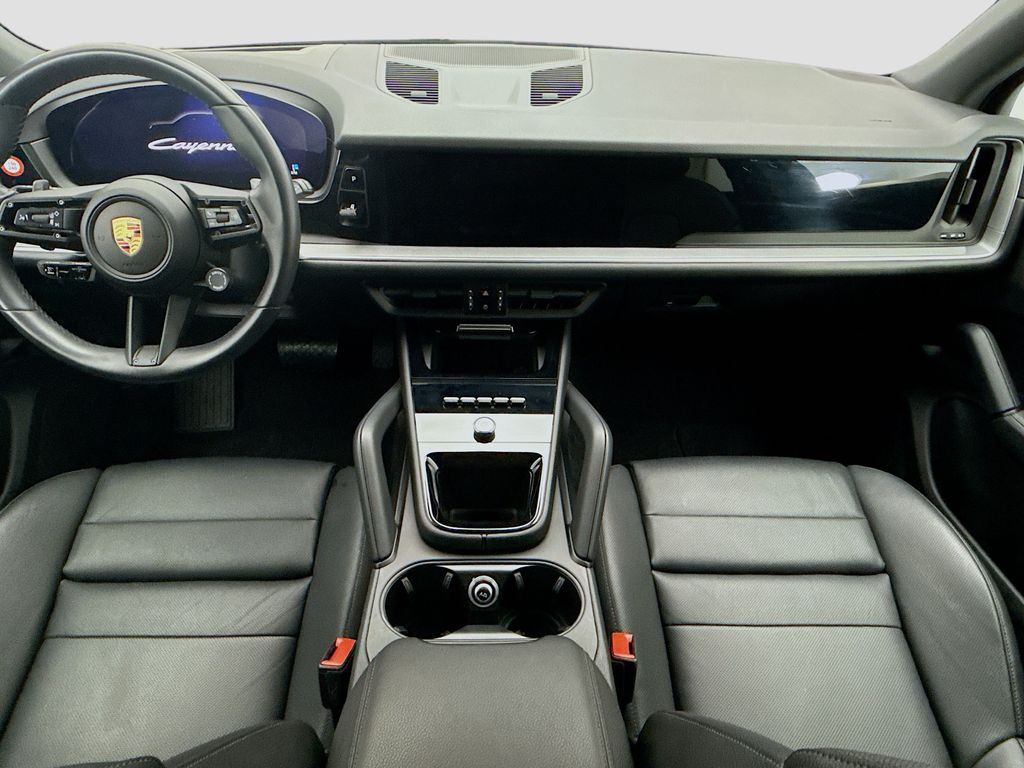 Thumbnail: 2024 Porsche Cayenne - 16