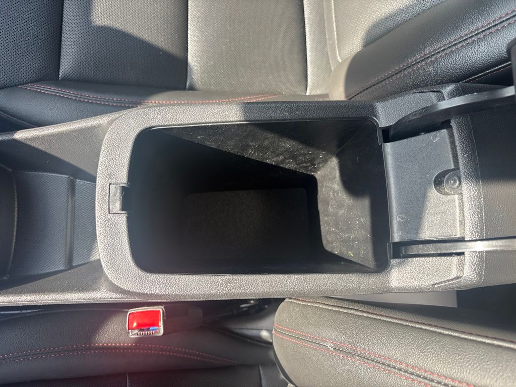 Used 2025 Chevrolet Trax SUV