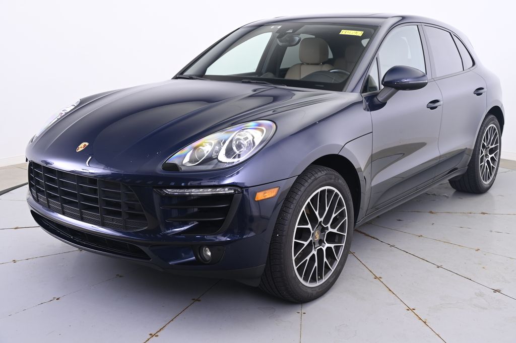 Thumbnail: 2018 Porsche Macan - 1