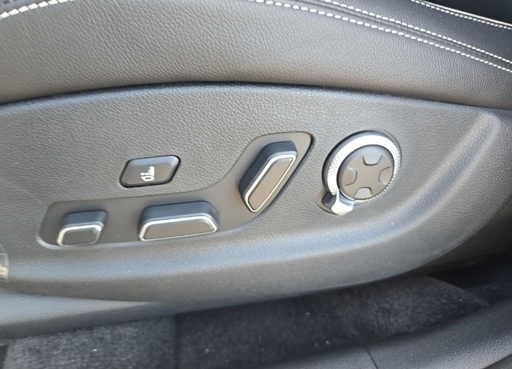 2026 Genesis GV70 Advanced 18