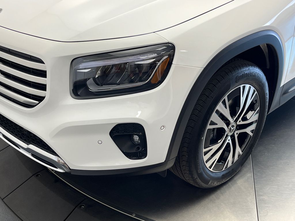 2025 Mercedes-Benz GLB 250 9