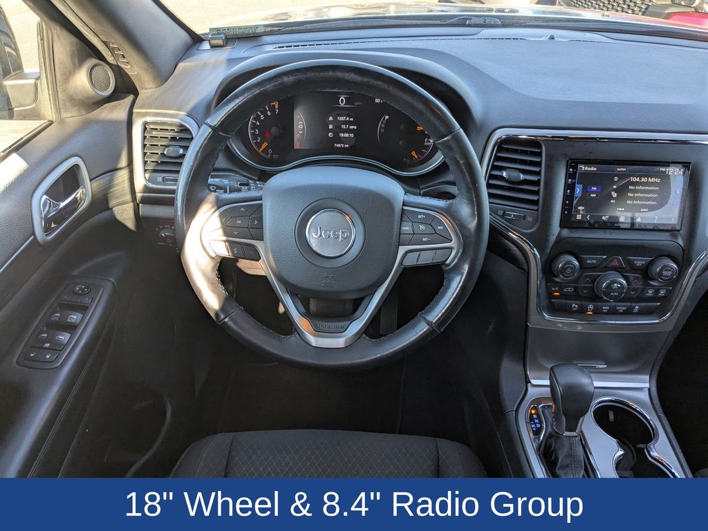 2020 Jeep Grand Cherokee Laredo E 4x2