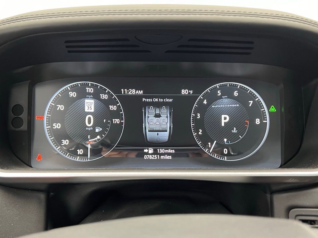 Thumbnail: 2017 Land Rover Range Rover Sport - 17