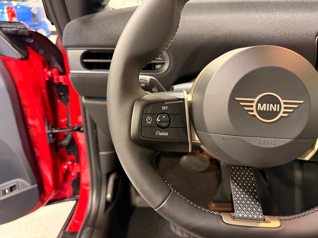 Thumbnail: 2026 MINI Cooper - 13