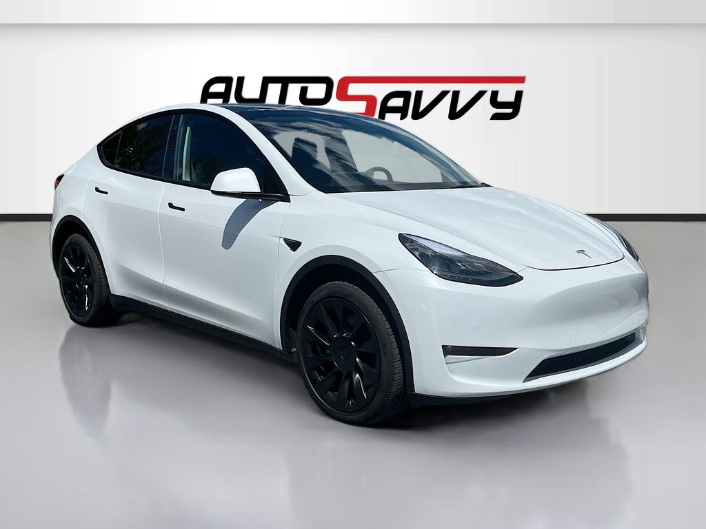 2022 Tesla Model Y Long Range Dual Motor All-Wheel Drive's photo