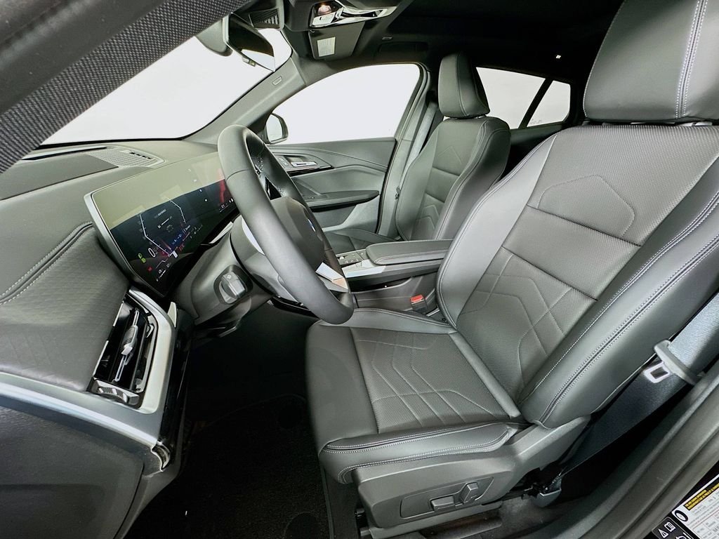 Thumbnail: 2026 BMW X2 - 16