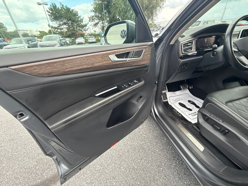 2025 Volkswagen Atlas 2.0T SEL Premium R-Line Gray at Subaru and VW of Moon Township