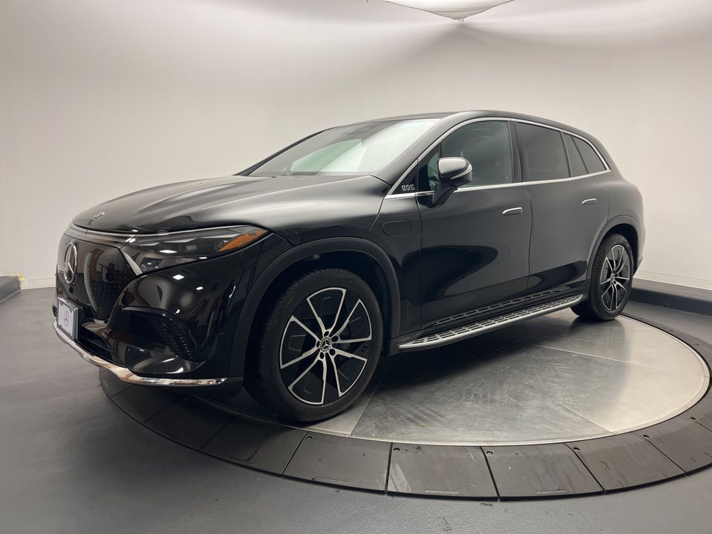 Thumbnail: 2023 Mercedes-Benz EQS - 3