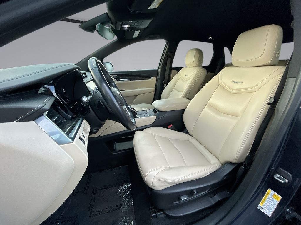 Thumbnail: 2018 Cadillac XT5 - 28