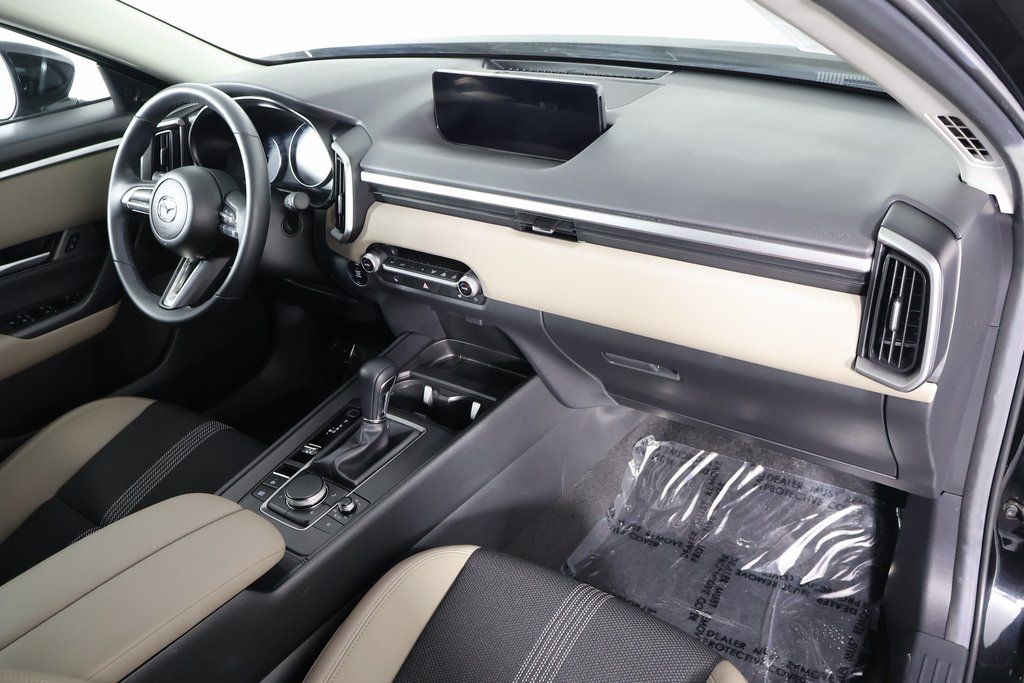 Thumbnail: 2025 Mazda CX-50 - 9