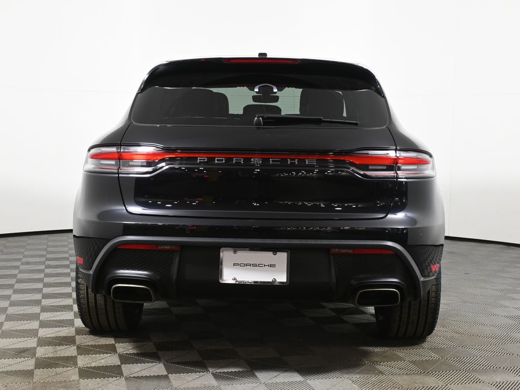 Thumbnail: 2022 Porsche Macan - 6
