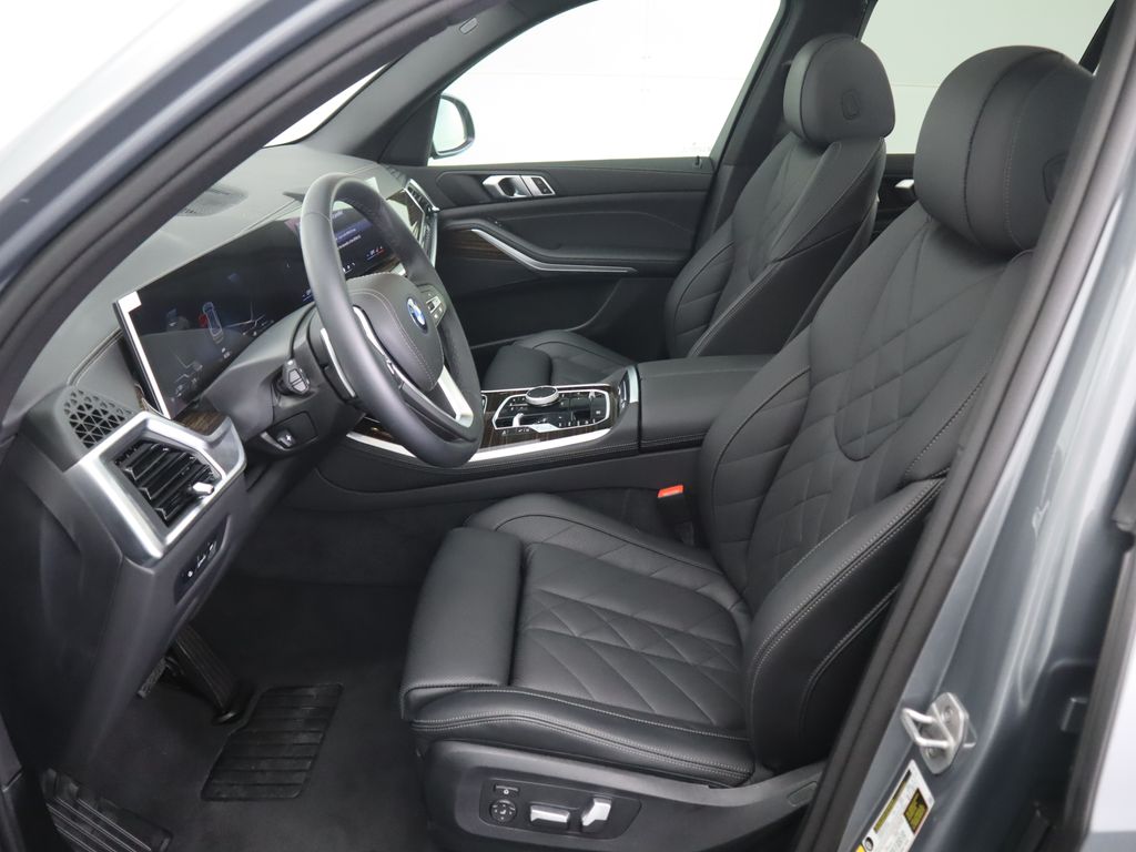 Thumbnail: 2025 BMW X5 - 20