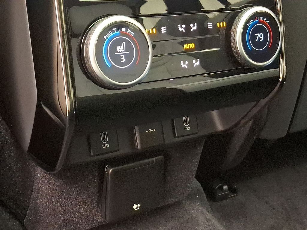 Thumbnail: 2026 Land Rover Range Rover Sport - 7