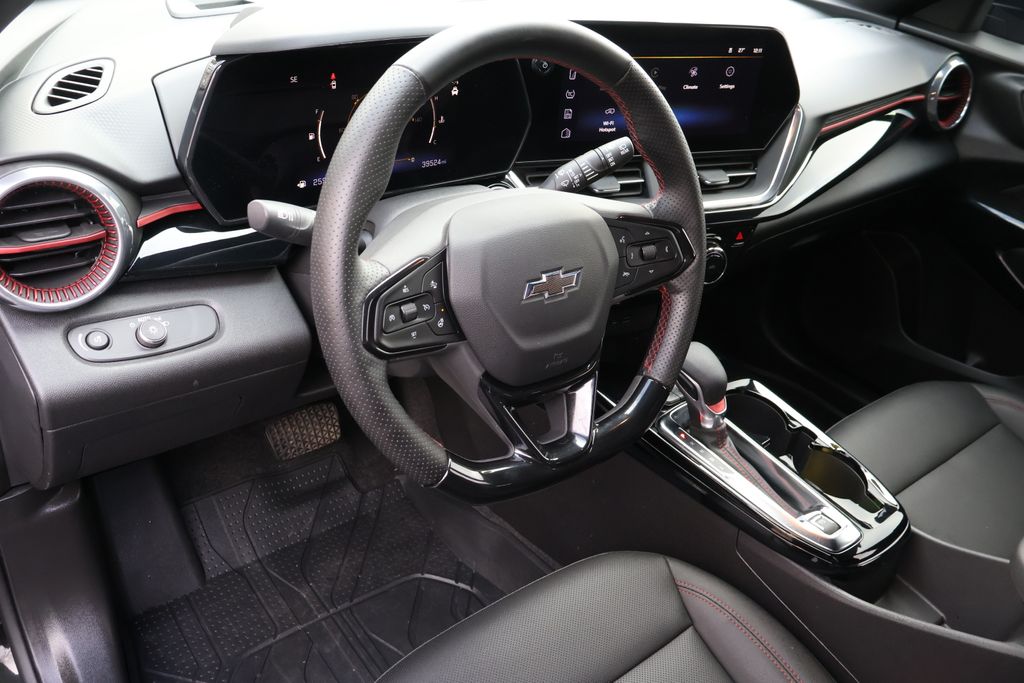 Thumbnail: 2024 Chevrolet Trax - 30