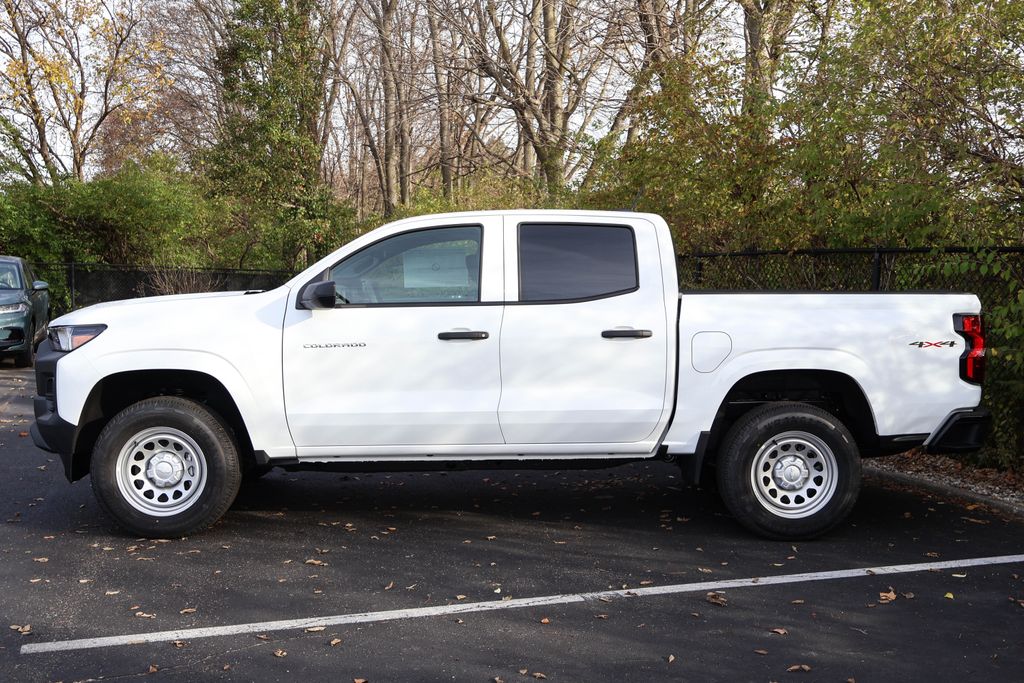 2024 Chevrolet Colorado Work Truck 4