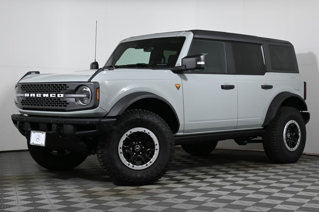 Thumbnail: 2024 Ford Bronco - 2