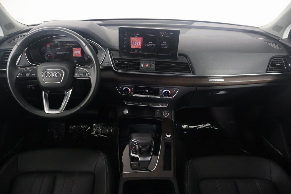 Thumbnail: 2022 Audi Q5 - 8