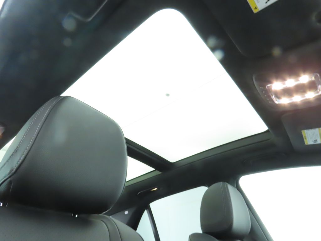 Thumbnail: 2022 Mercedes-Benz GLE - 19