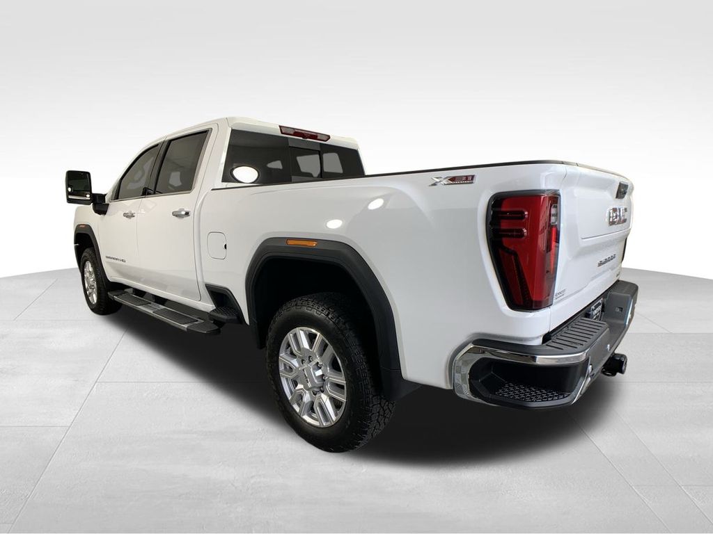 2024 GMC Sierra 2500HD SLT 3