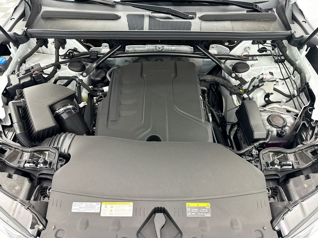 Thumbnail: 2025 Audi Q5 - 28