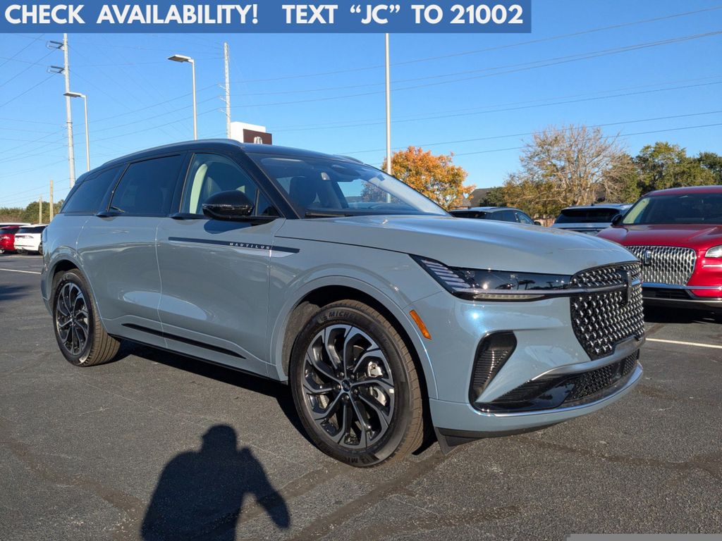 2025 Lincoln Nautilus Reserve