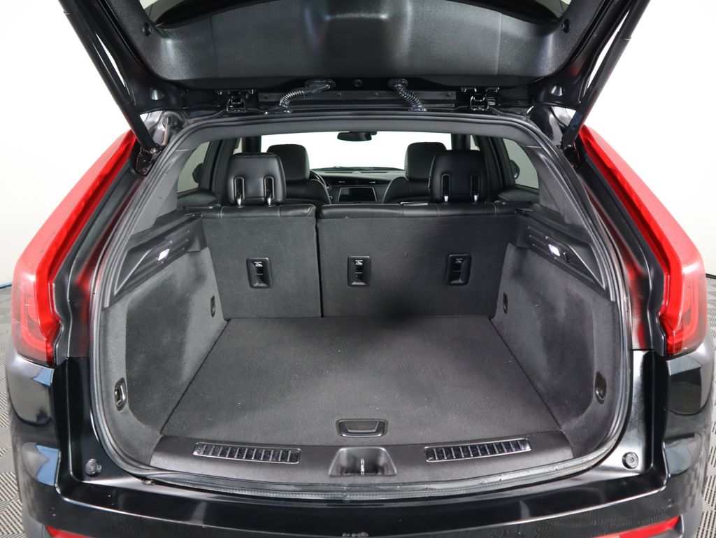 Thumbnail: 2019 Cadillac XT4 - 28