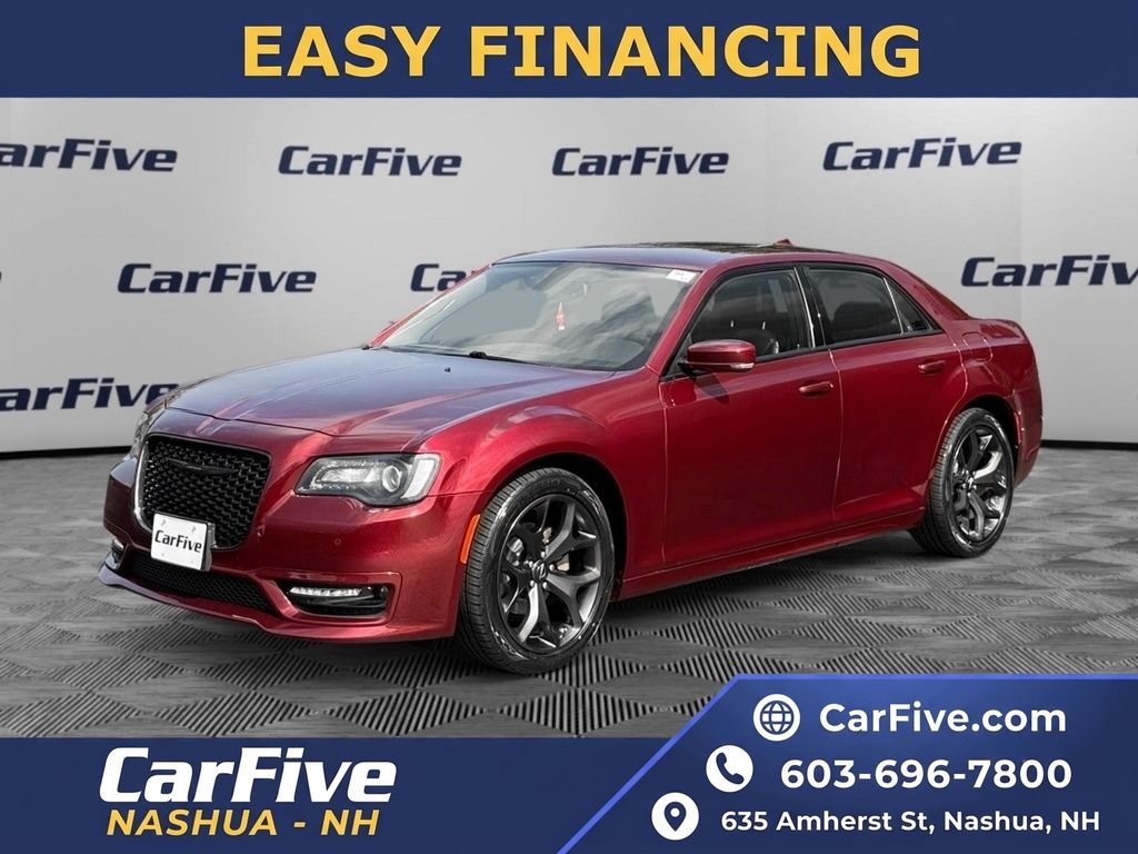 2022 Chrysler 300 Touring L RWD