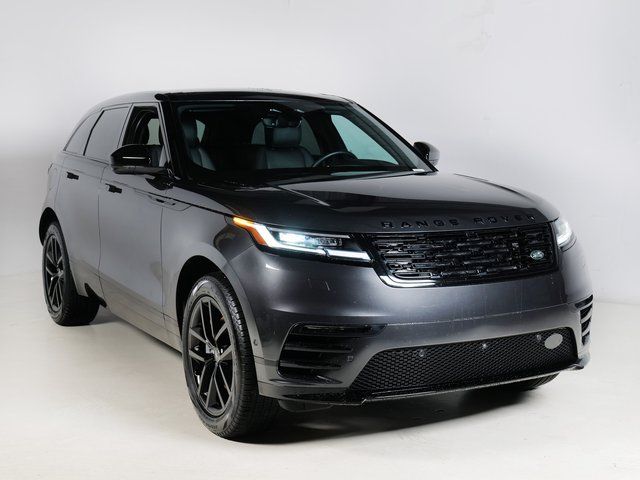 Certified Used 2025 Gray Land Rover Dynamic SE image 10