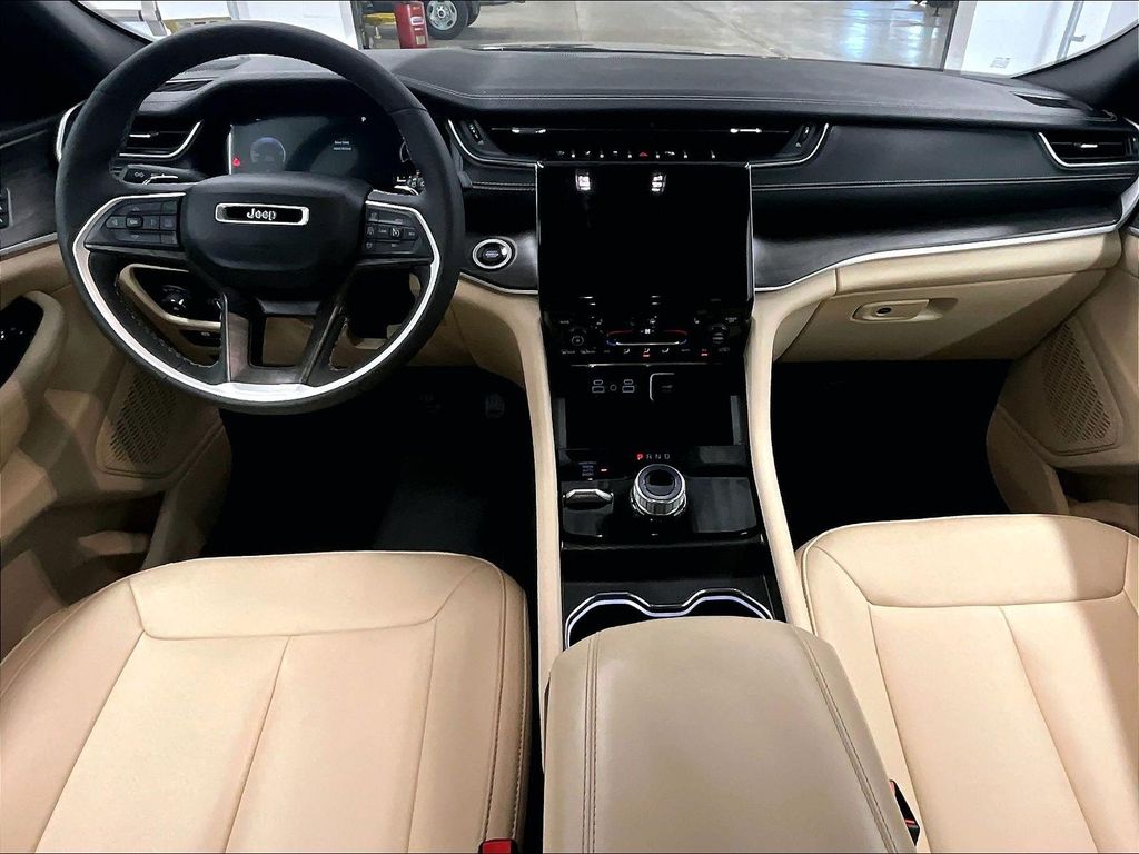 2024 Jeep Grand Cherokee — photo 21