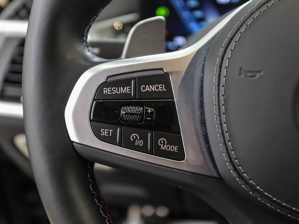 Thumbnail: 2025 BMW X7 - 12