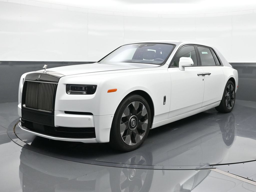 2023 Rolls-Royce Phantom 