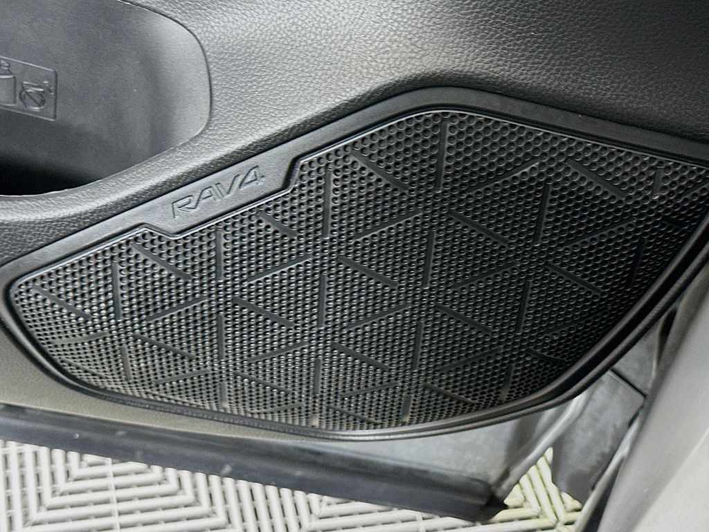 Thumbnail: 2023 Toyota RAV4 - 19